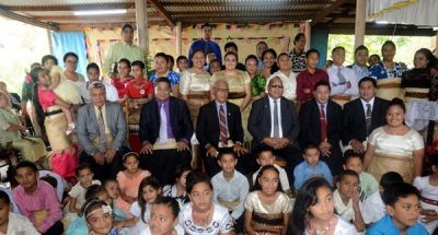 Prime Minister &#039;Akilisi Pohiva and Tongan community at &#039;Apitonga.