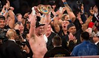 Hau fo&#039;ou &#039;o mamani WBO Joseph Parker &#039;o Nu&#039;usila mo hono kau poupou hili &#039;a &#039;ene ikuna &#039;a e leta. Faitaa &#039;a e RNZI