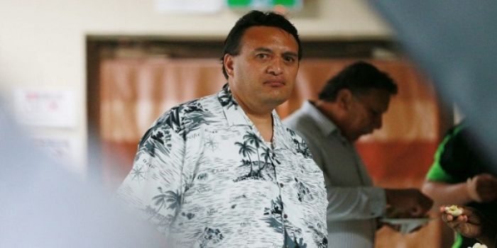 Ko Roger Pikia koe Fale&#039;i Faka-Pisinisi mo e Fale&#039;i ki he Tu&#039;i Mauli