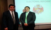 L-R Former Auckland Lawyer Sione Fonua with Acting Attorney General &#039;Aminiasi Kefu