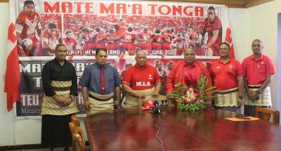 &#039;Eiki Minisita Sipoti Lord Vaea, &#039;Eiki Minisita Fefakatau&#039;aki Dr. Viliami Uasike Latu mo e CEO MIA Dr. Fotu Fisi&#039;iahi &#039;i hono talaki &#039;a e Sikuati &#039;a e Mate Ma&#039;a Tonga