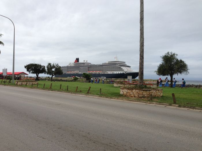 Cruise Ship Queen Elizabeth 