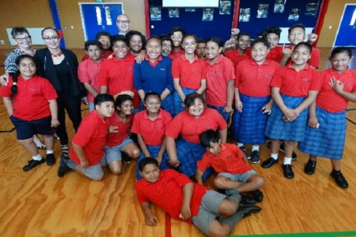 Labour MP Jenny Salesa with students at Oamaru Intermediate School