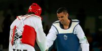 Ko Pita Taufatofua &#039;i he&#039;ene lulululu mo Mardani &#039;o &#039;Iulani hili &#039;a &#039;ena va&#039;inga. Faitā &#039;a e Reuters