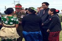 The four Pacific students meeting HRH The Prince of Wales at the dawn service in Longueval. Photo credit: New Zealand Ministry of Foreign Affairs and Trade.